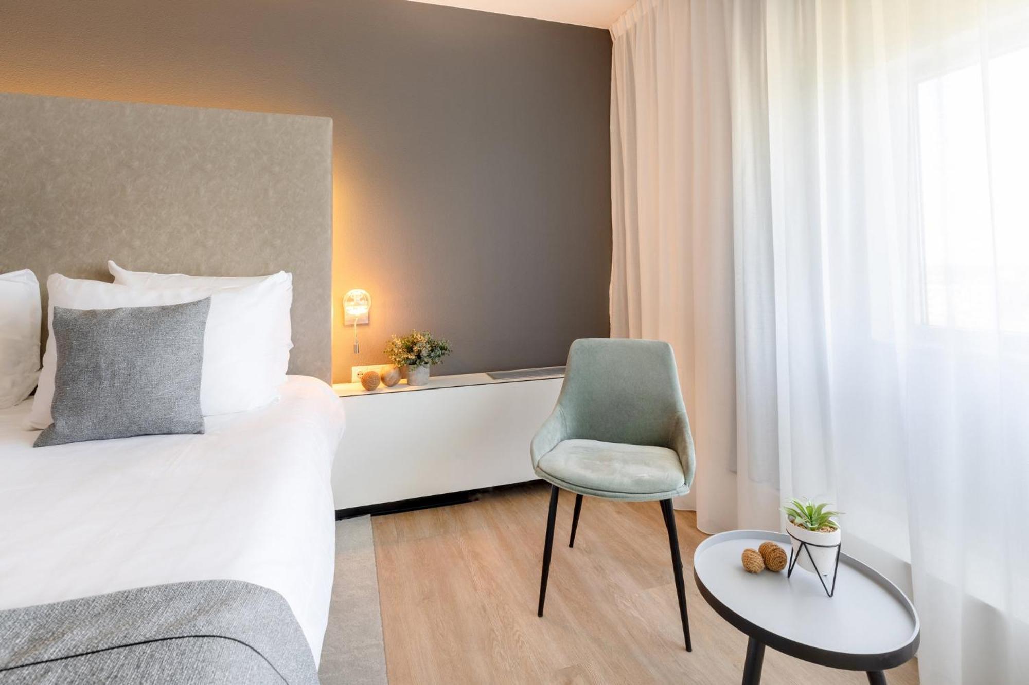 Garner Hotel Maastricht By Ihg Ngoại thất bức ảnh